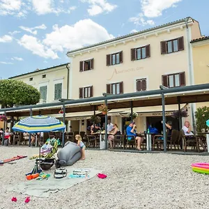 aparthotel-gimi.primorje-gorskikotar.com/