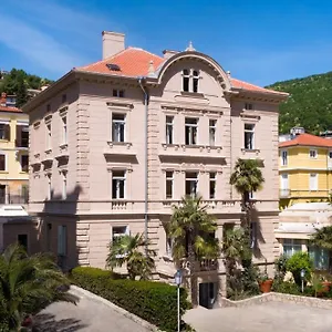 remisens-premium-villa-abbazia.primorje-gorskikotar.com/