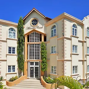 Aparthotel Mandela Court Grenada ****